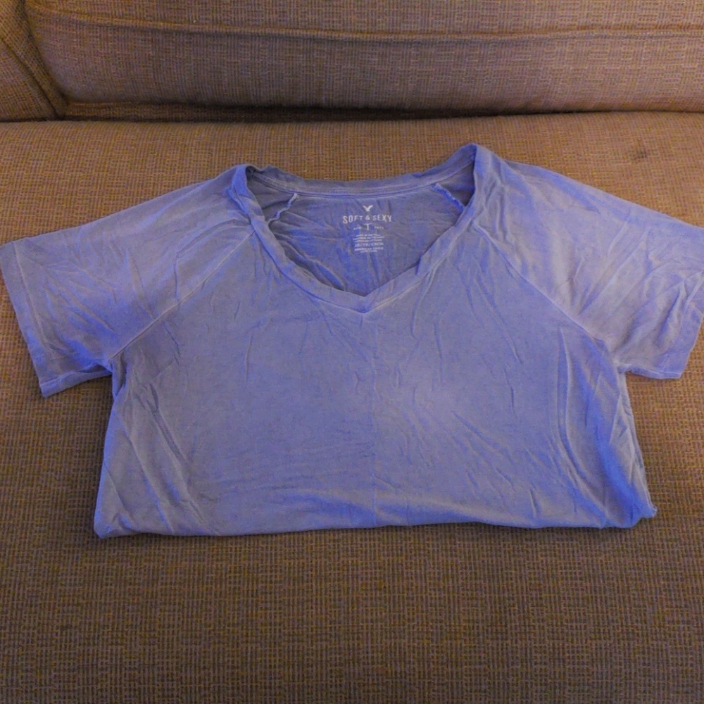 Soft and Sexy American Eagle Boyfriend T-shirt
